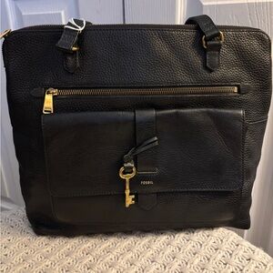 NWOT Fossil Leather Tote